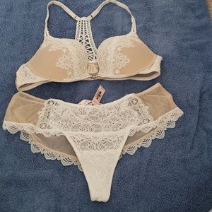 New Victoria's Secret bra and panty set